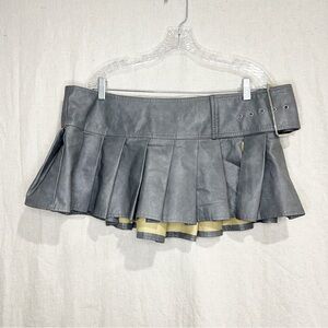 POSTER GIRL |  Gray Mini Pleated Skirt SZ XXL